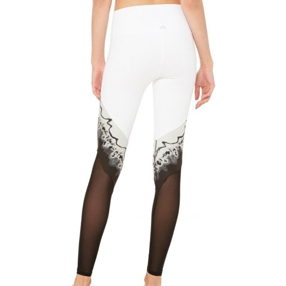 High Waist Verse Alo Yoga Leggings - Picture 2 of 3